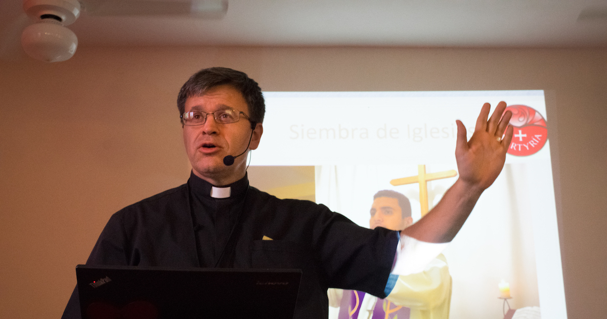 Read more about the article Seminary Intensive Course Online