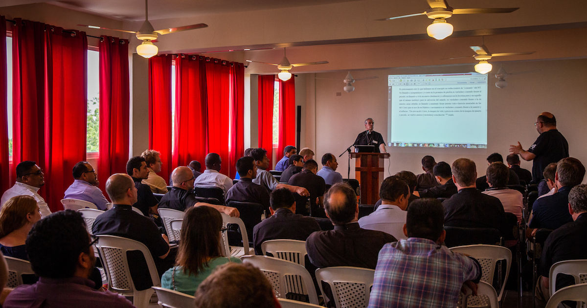 Read more about the article Dominican Seminary Offers Online Symposium in Spanish